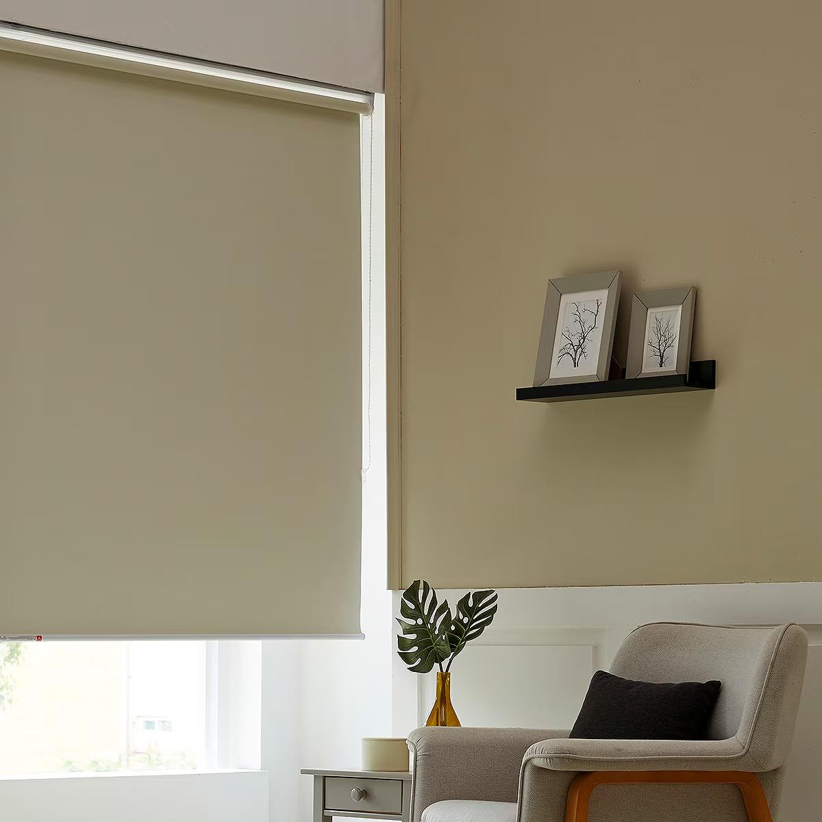 BLACKOUT BLINDS 125X240